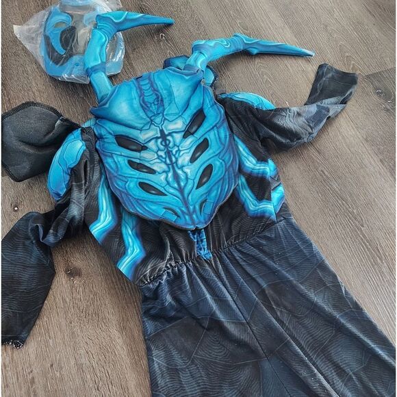 Rubie's Boy's DC Deluxe Blue Beetle Costume Jumpsuit and Mask Medium - Picture 5 of 8